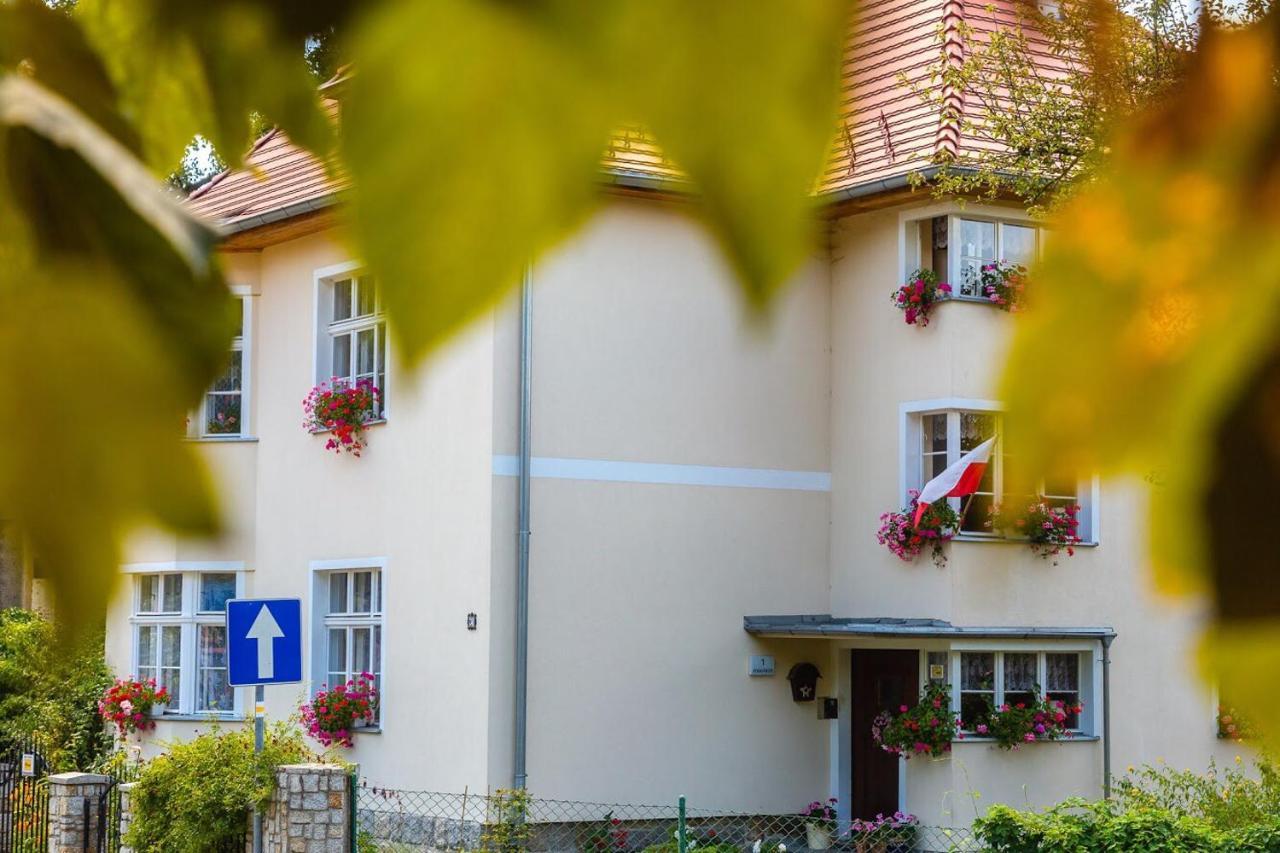 Dom Pod Rybia Skala Apartment Jelenia Gora Exterior photo